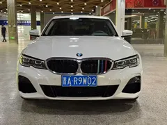 2022 BMW 3 Series 325Li M Sport, белый — фото 1