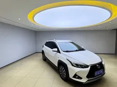 2022 Toyota Yaris L Zhixuan X 1.5L CVT Luxury Plus, белый — фото 3