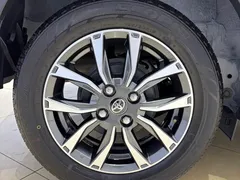 2022 Toyota Yaris L Zhixuan X 1.5L CVT Luxury Plus, белый — фото 21