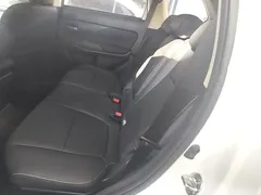 2021 Mitsubishi Outlander 2.0L 2WD 5-seat, белый — фото 17