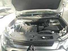 2021 Mitsubishi Outlander 2.0L 2WD 5-seat, белый — фото 20