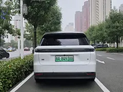 2025 Li Auto i8 Standard, белый — фото 5