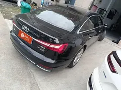 2021 Audi A6L 45 TFSI quattro, чёрный — фото 2