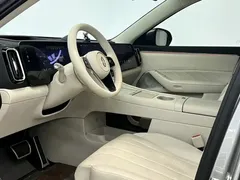 2025 Aito M8 EREV Ultra 53.4kWh 6-seat 192-line LiDAR — фото 4