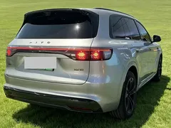 2025 Aito M8 EREV Ultra 53.4kWh 6-seat 192-line LiDAR — фото 11