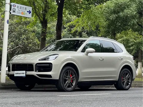 2020 Porsche Cayenne S 2.9T