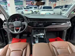 2022 Audi Q7 55 TFSI quattro S line Sport, чёрный — фото 5