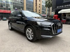 2021 Audi Q7 45 TFSI quattro S line Sport, чёрный — фото 7