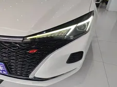 2020 Changan Eado PLUS 1.4T GDI DCT Flagship, белый — фото 24