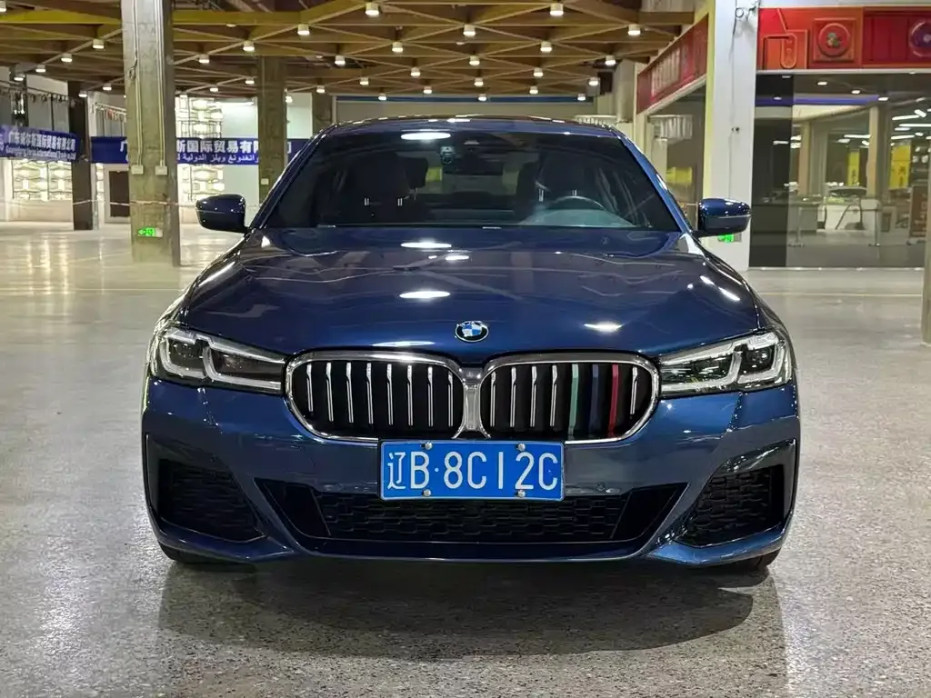 2021 BMW 5 Series 525Li M Sport Package