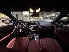 2021 BMW 5 Series 525Li M Sport Package, синий — фото 5