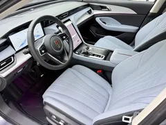 2025 Hongqi H5 PHEV 170 — фото 6