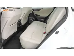 2021 Toyota RAV4 2.0L 4WD Premium, белый — фото 7