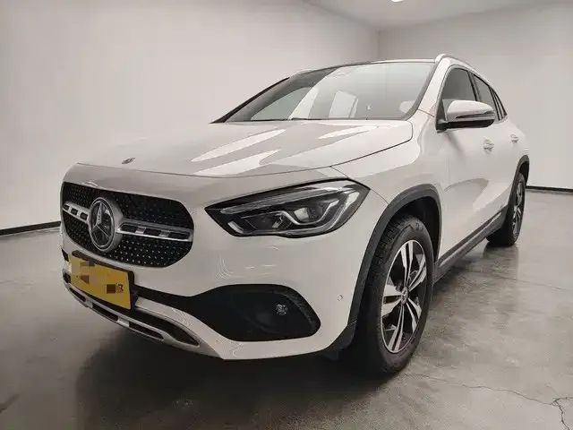 2022 Mercedes-Benz GLA 220