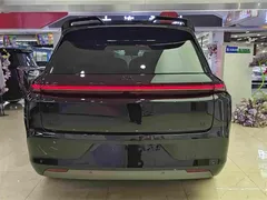 2025 Li Auto L8 Smart Refresh, чёрный — фото 14