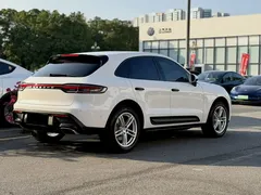 2022 Porsche Macan 2.0T, белый — фото 6