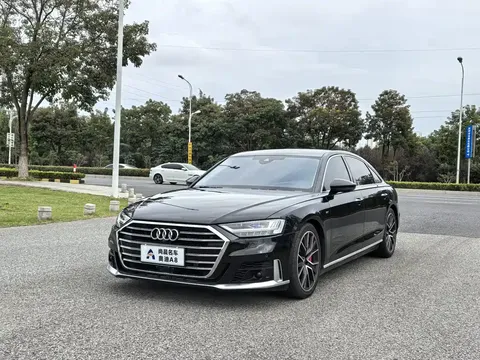 2021 Audi A8L 60 TFSI quattro Premium
