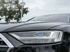 2021 Audi A8L 60 TFSI quattro Premium, чёрный — фото 4