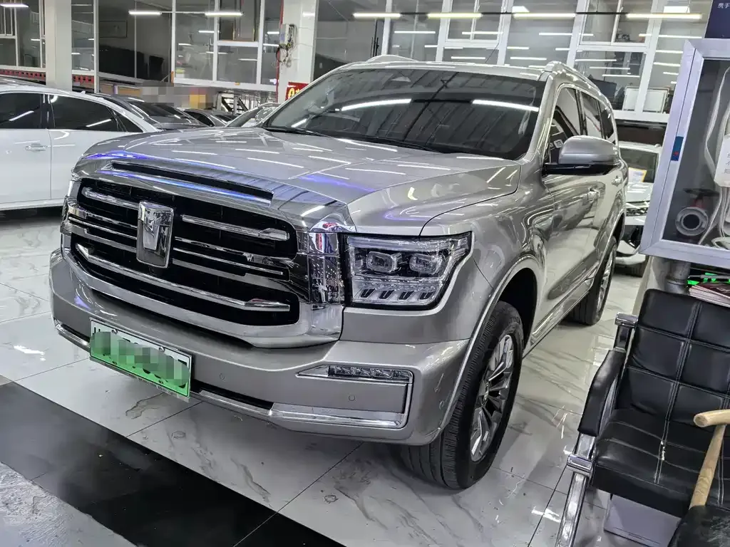 2023 Tank 500 Hi4-T PHEV
