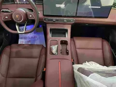 2026 Hongqi HS6 PHEV 240, чёрный — фото 10