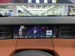 2026 Hongqi HS6 PHEV 240, чёрный — фото 12