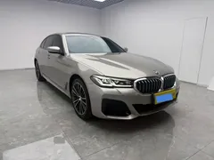 2022 BMW 5 Series 530Li M Sport Package — фото 3