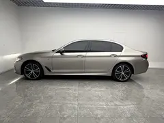 2022 BMW 5 Series 530Li M Sport Package — фото 4