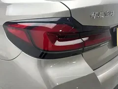 2022 BMW 5 Series 530Li M Sport Package — фото 16