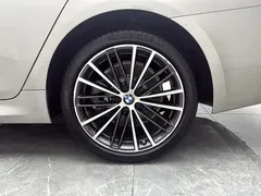2022 BMW 5 Series 530Li M Sport Package — фото 18