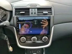 2021 Nissan Tiida 1.6L CVT — фото 13