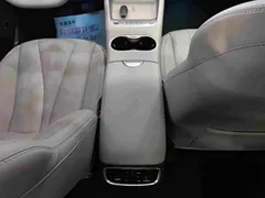2025 BYD Sealion 06 EV 520 Pilot — фото 9