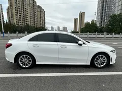 2021 Mercedes-Benz A-Class A 200 L Sport Sedan Fashion, белый — фото 13