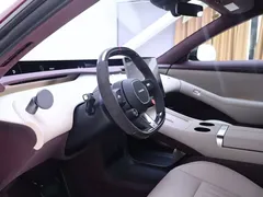 2026 Xiaomi YU7 4WD GT — фото 11