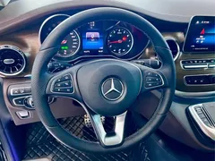 2022 Mercedes-Benz V-Class V 260 L Long Wheelbase Luxury, чёрный — фото 15