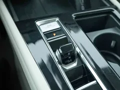2022 Volkswagen Viloran 380TSI Premium — фото 9