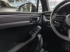 2022 Porsche Macan 2.0T, синий — фото 16