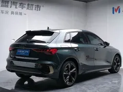 2024 Audi A3 Sportback 35 TFSI RS Package, зелёный — фото 4