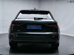 2024 Audi A3 Sportback 35 TFSI RS Package, зелёный — фото 5