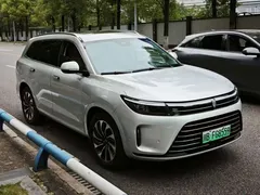 2024 Aito M7 1.5T 4WD Plus 5-seat — фото 3