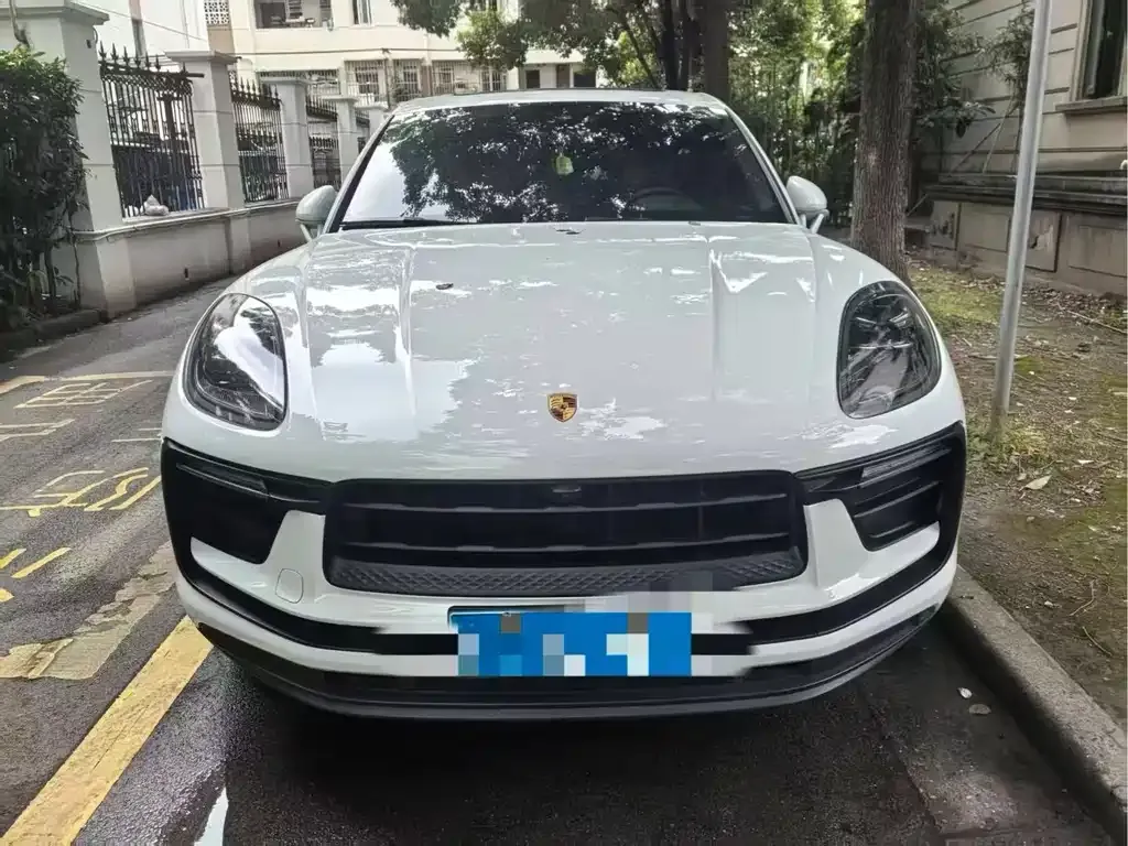 2023 Porsche Macan 2.0T