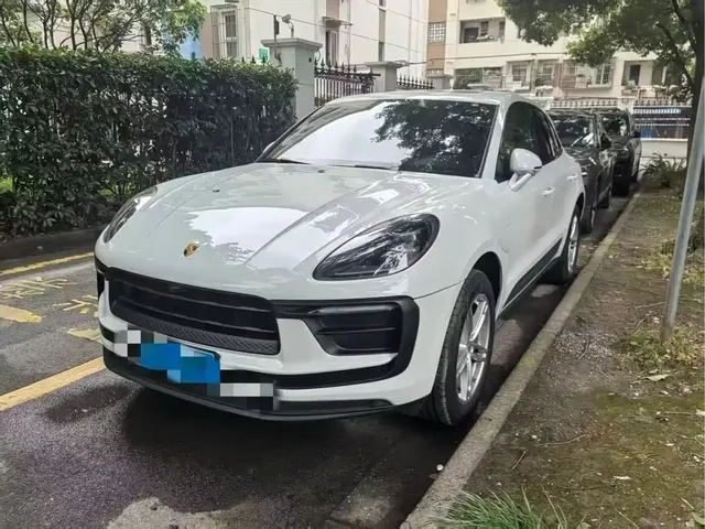 2023 Porsche Macan 2.0T