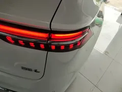 2021 Geely Monjaro 2.0TD DCT EVO 2WD Premium, белый — фото 8