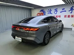 2024 BYD Qin L PHEV 80km Leading — фото 18