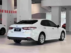 2021 Toyota Camry 2.0G Luxury, белый — фото 9
