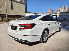 2022 Honda Accord 260TURBO Luxury, белый — фото 6