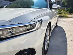 2022 Honda Accord 260TURBO Luxury, белый — фото 16