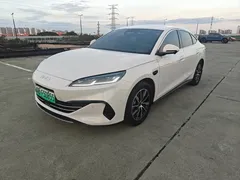 2025 BYD Seal 06 DM-i PHEV Smart Driving 120KM Prestige, белый — фото 1