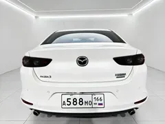 2022 Mazda 3 2.0L AT, белый — фото 5