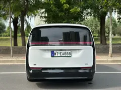 2025 Li Auto MEGA Home, белый — фото 8