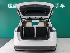 2025 Li Auto i8 Standard, белый — фото 8